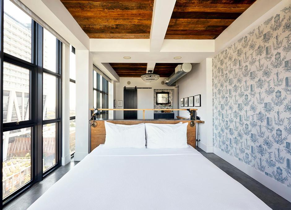 Wythe Hotel Нью-Йорк Экстерьер фото