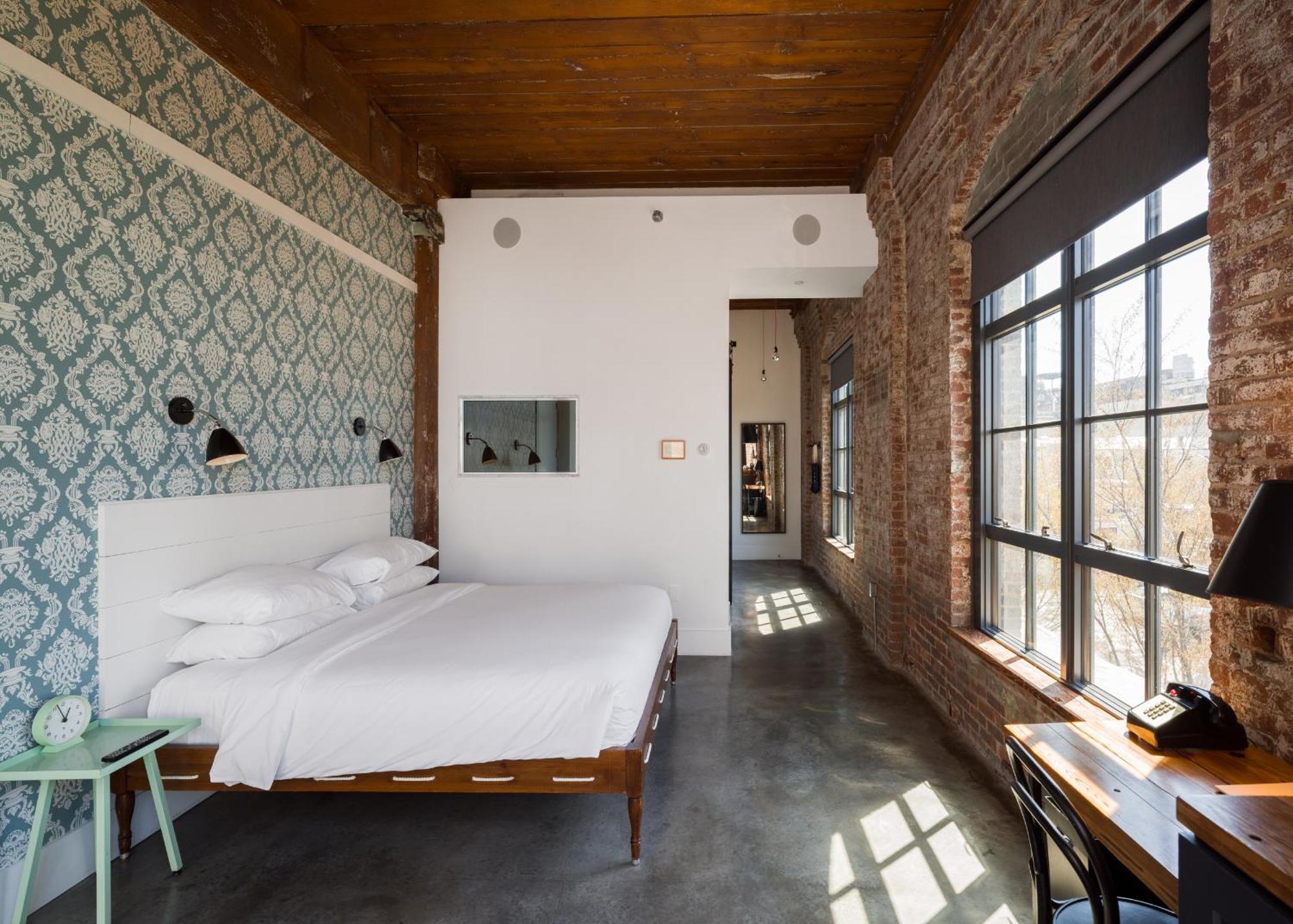 Wythe Hotel Нью-Йорк Экстерьер фото