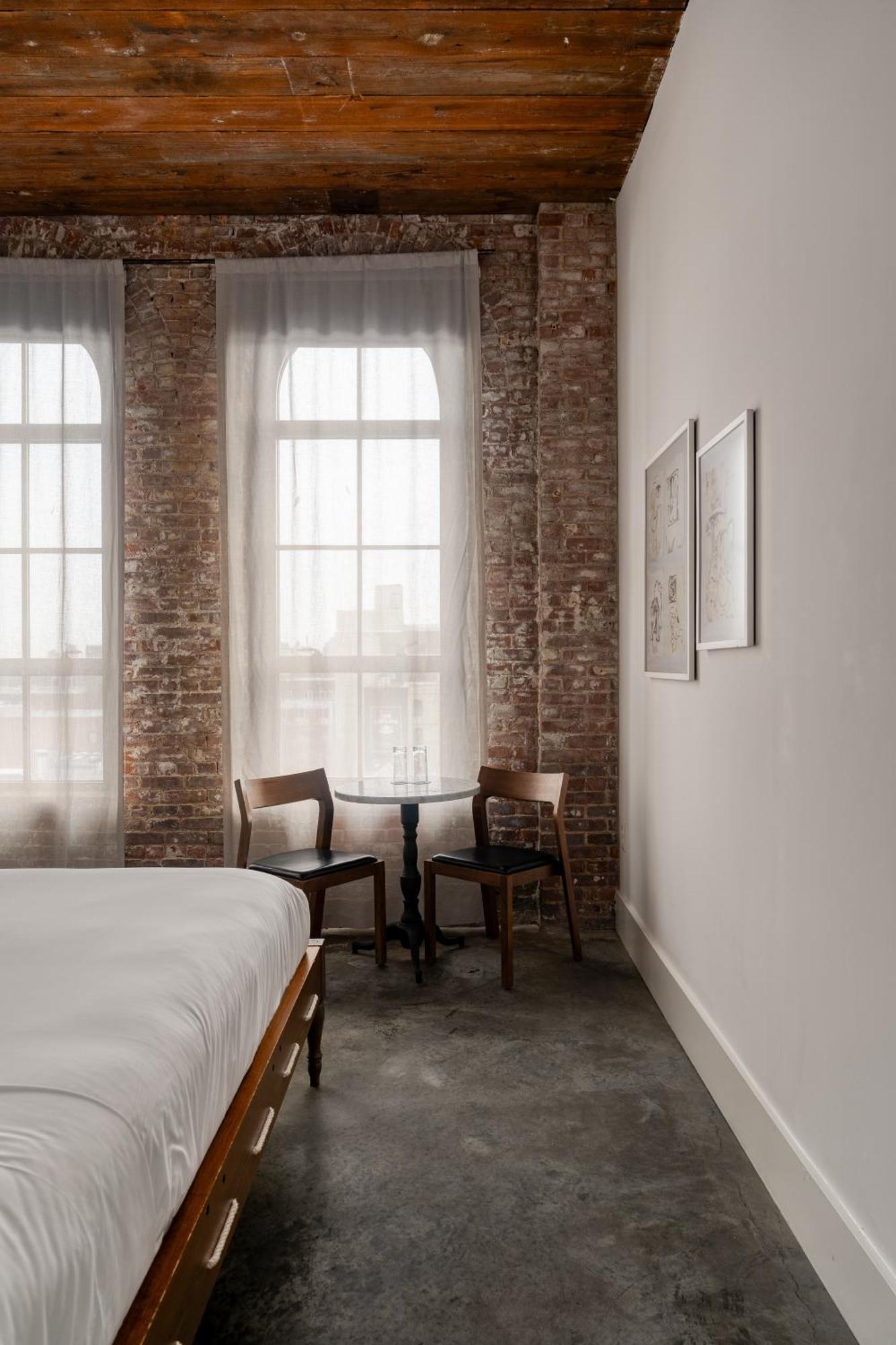 Wythe Hotel Нью-Йорк Экстерьер фото