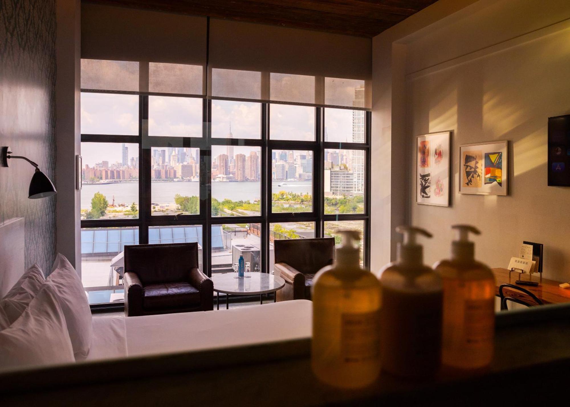 Wythe Hotel Нью-Йорк Экстерьер фото